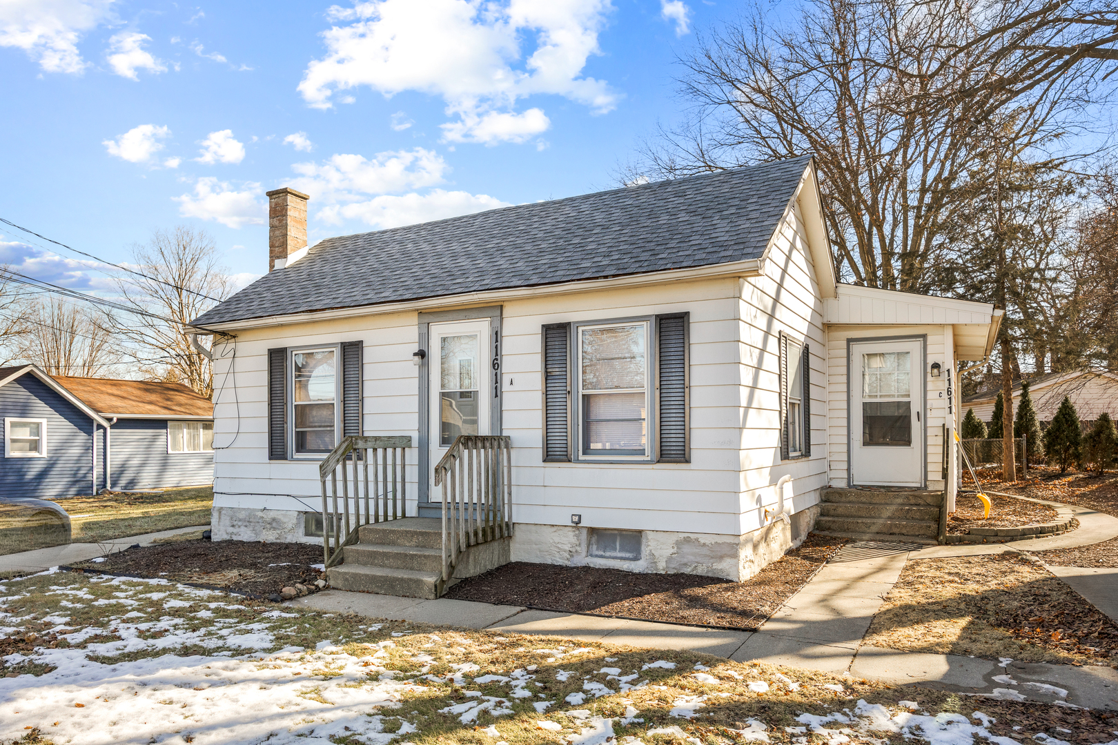 11611 Main Street