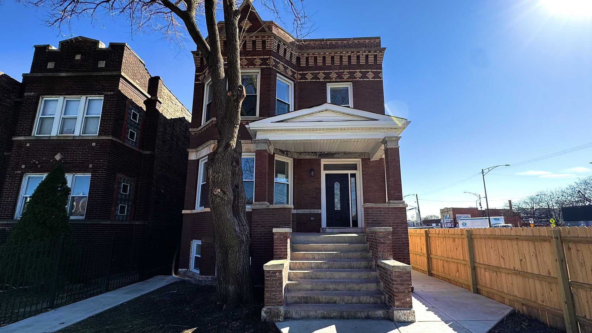 4751 Monroe Street