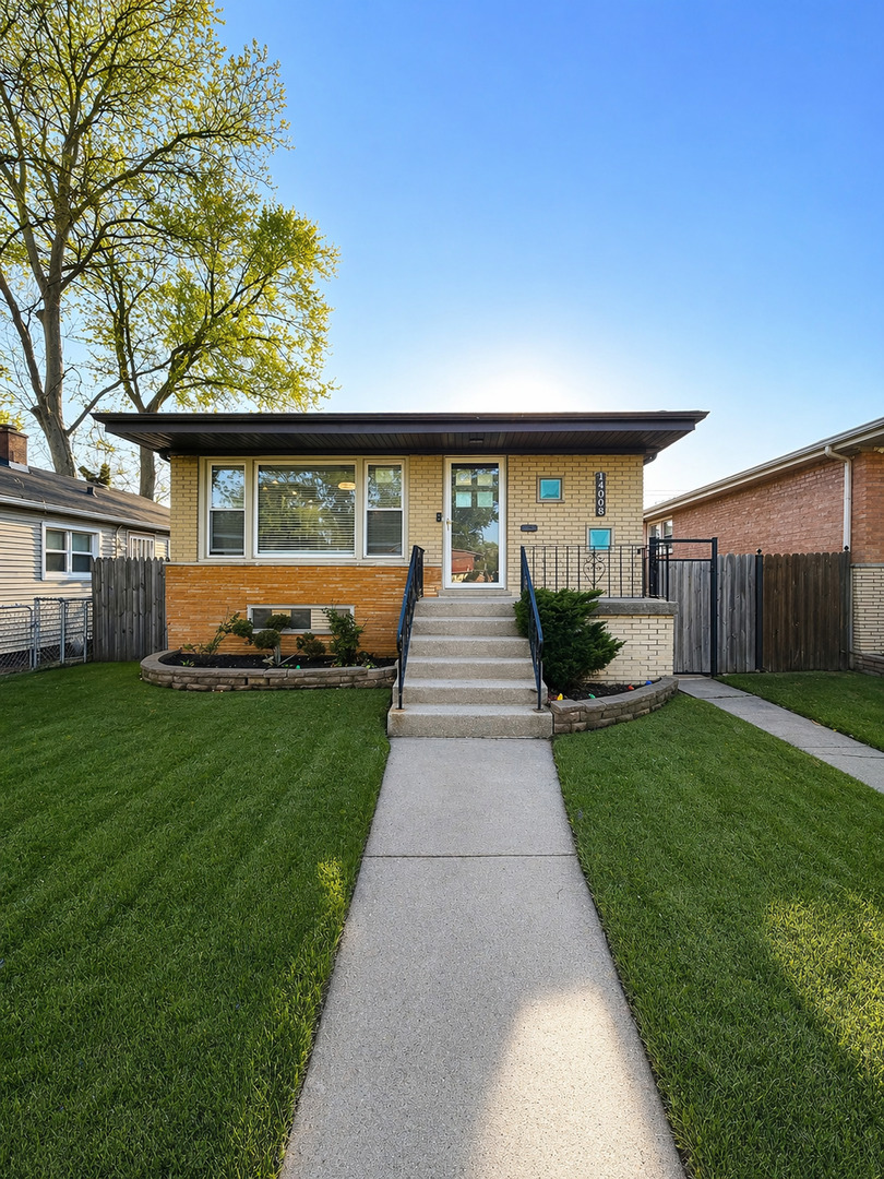 14008 Saginaw Avenue
