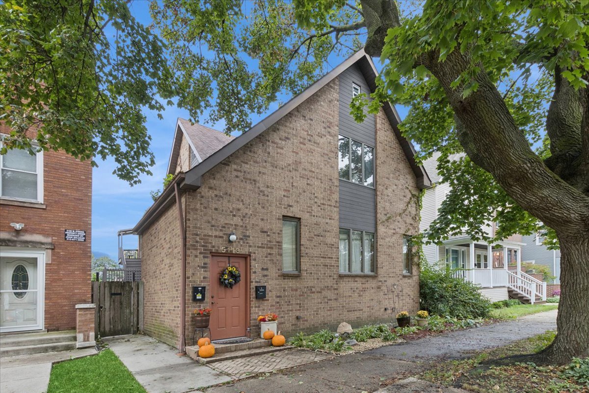 5113 Strong Street