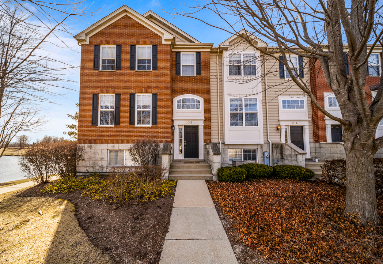 102 Town Center Boulevard