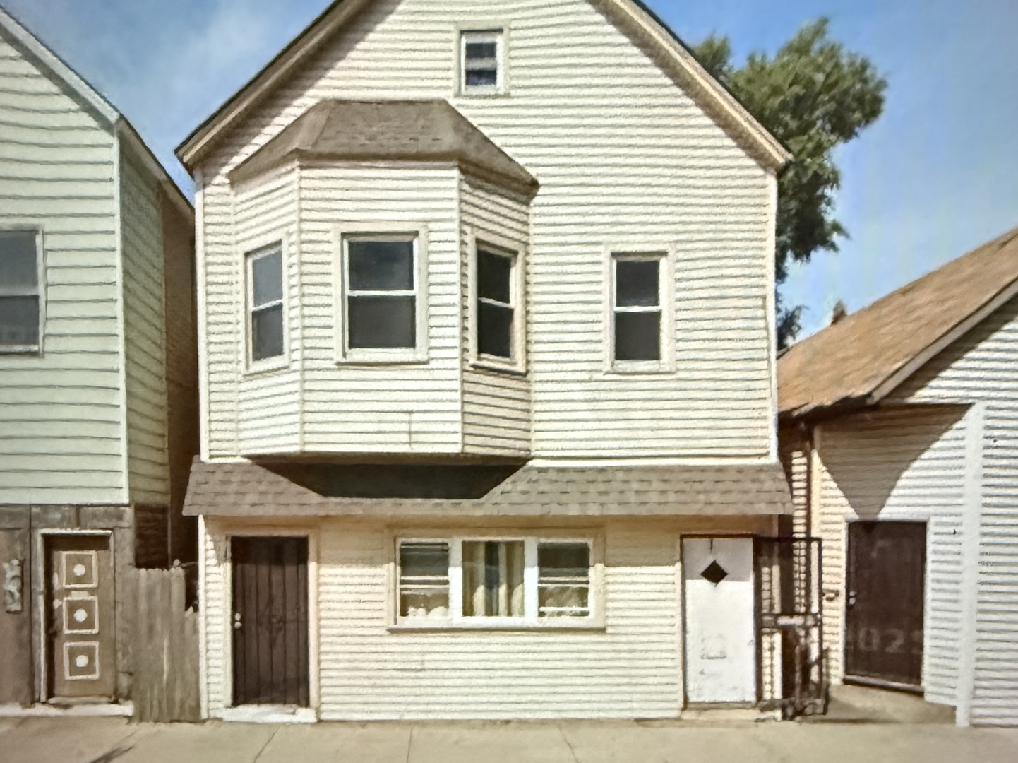 8256 South Shore Drive
