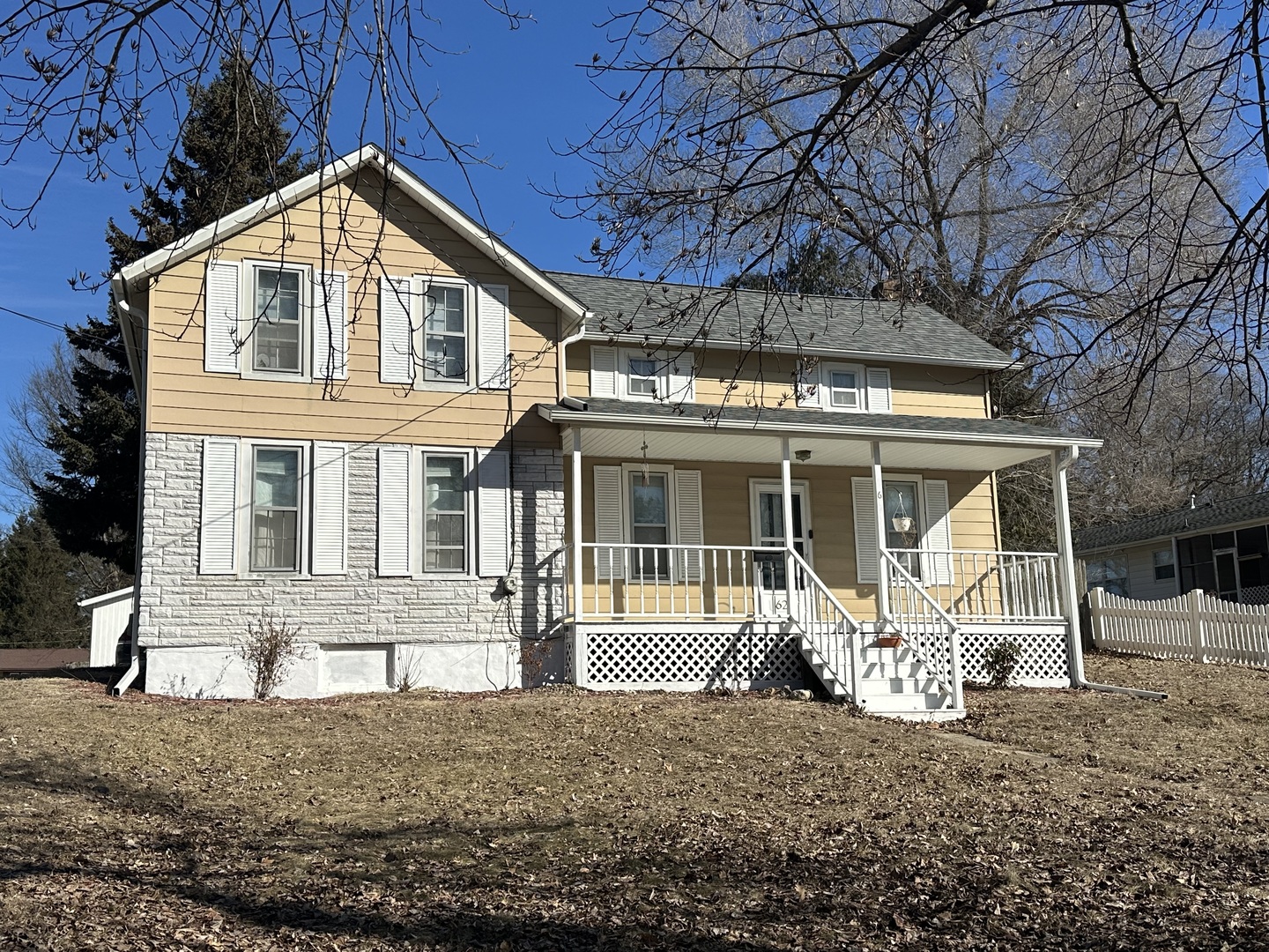 624 Lincolnway Road