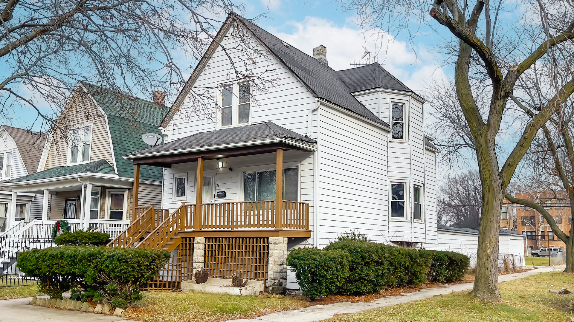 7959 Saginaw Avenue