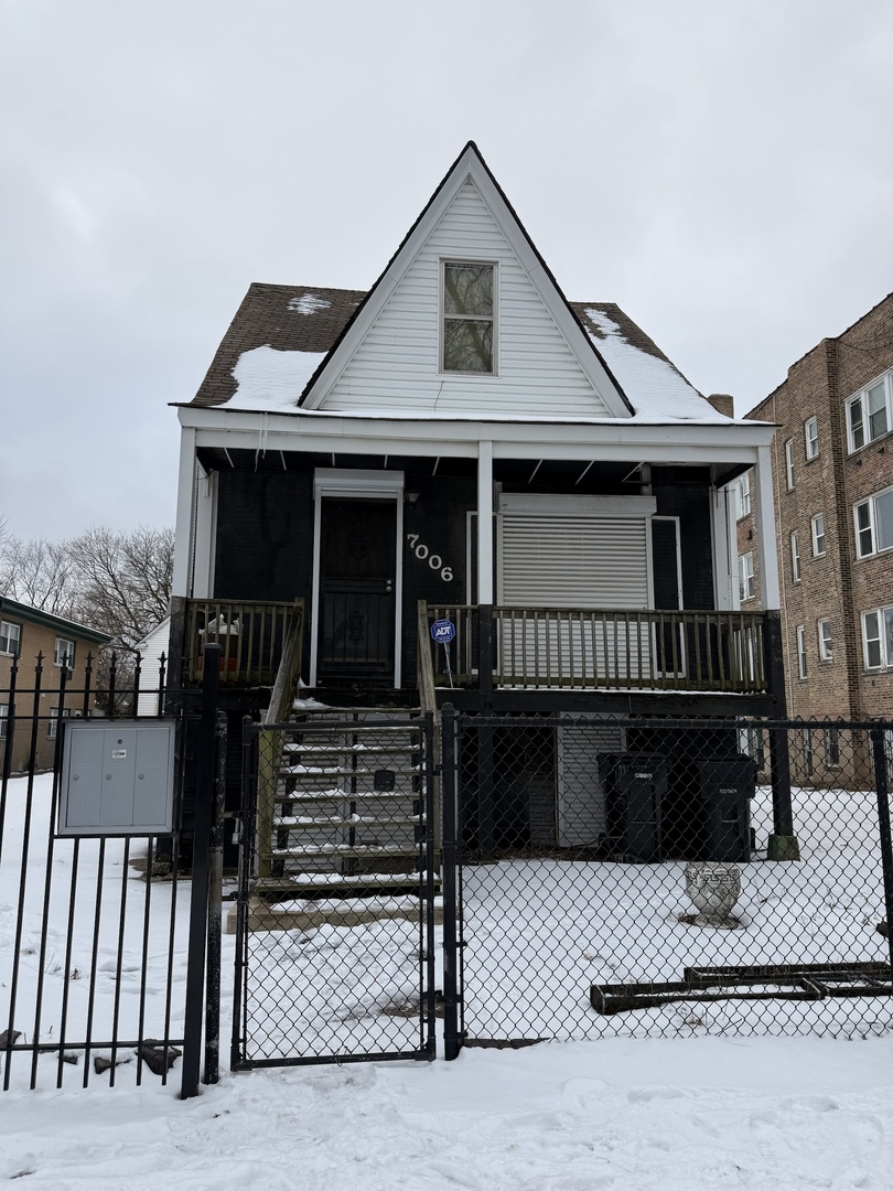 7006 East End Avenue