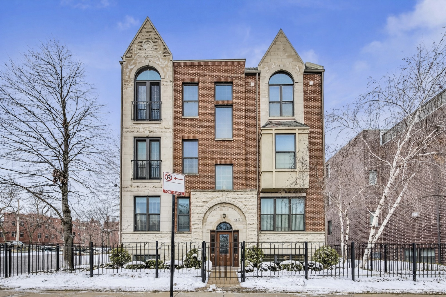 4452 University Avenue