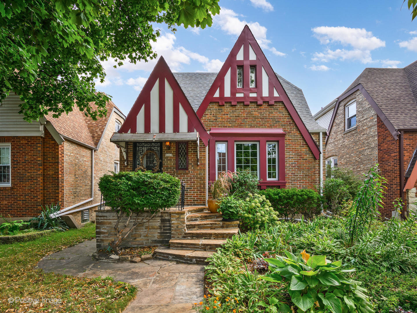 3243 OAK PARK Avenue