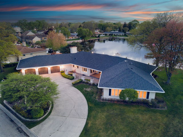 1990 Berry Lane