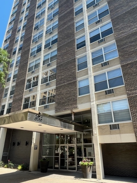 3033 Sheridan Road