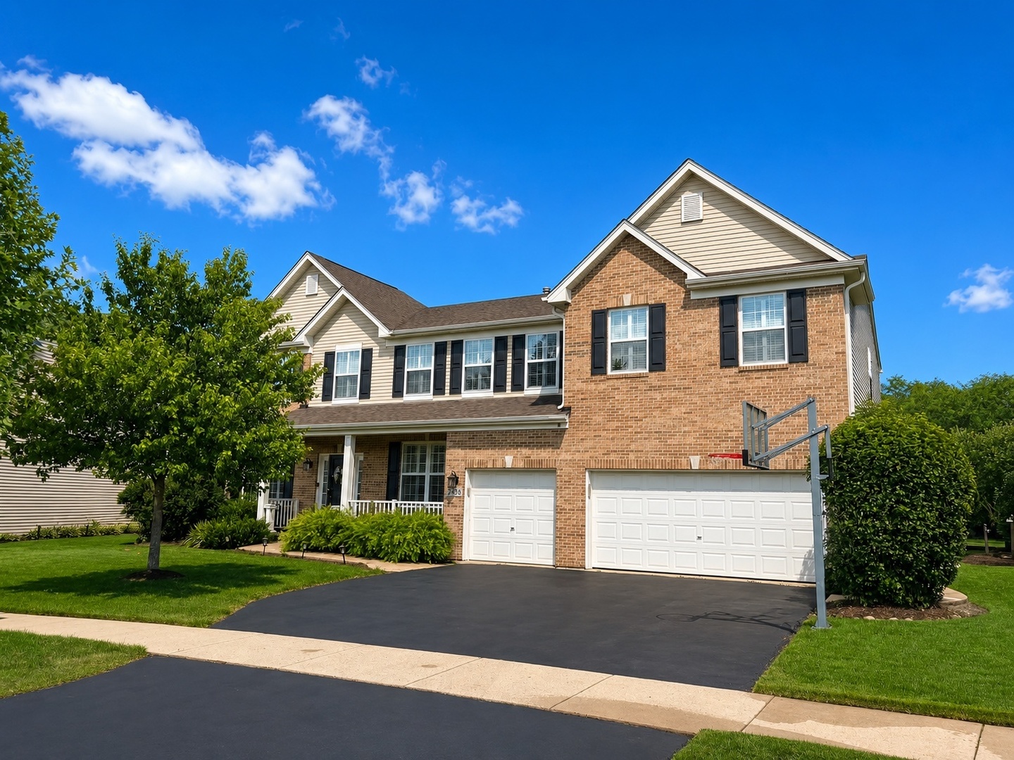 2458 Cushing Lane