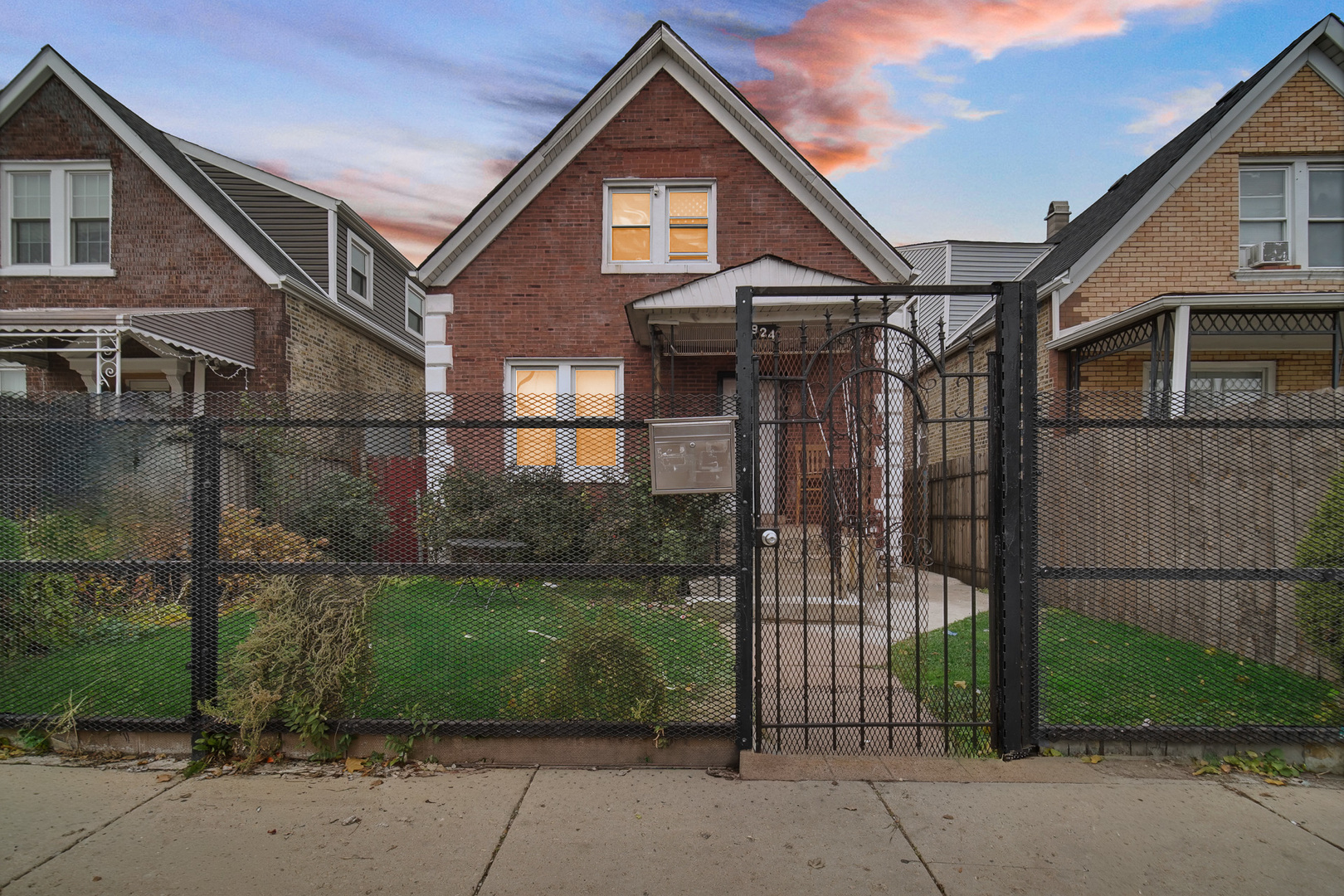 924 PULASKI Avenue