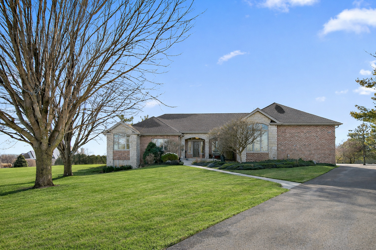 17966 Hunt Club Drive