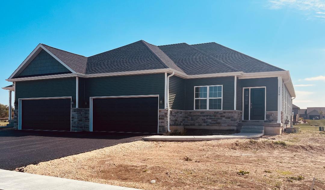 2246 Maggie Lane
