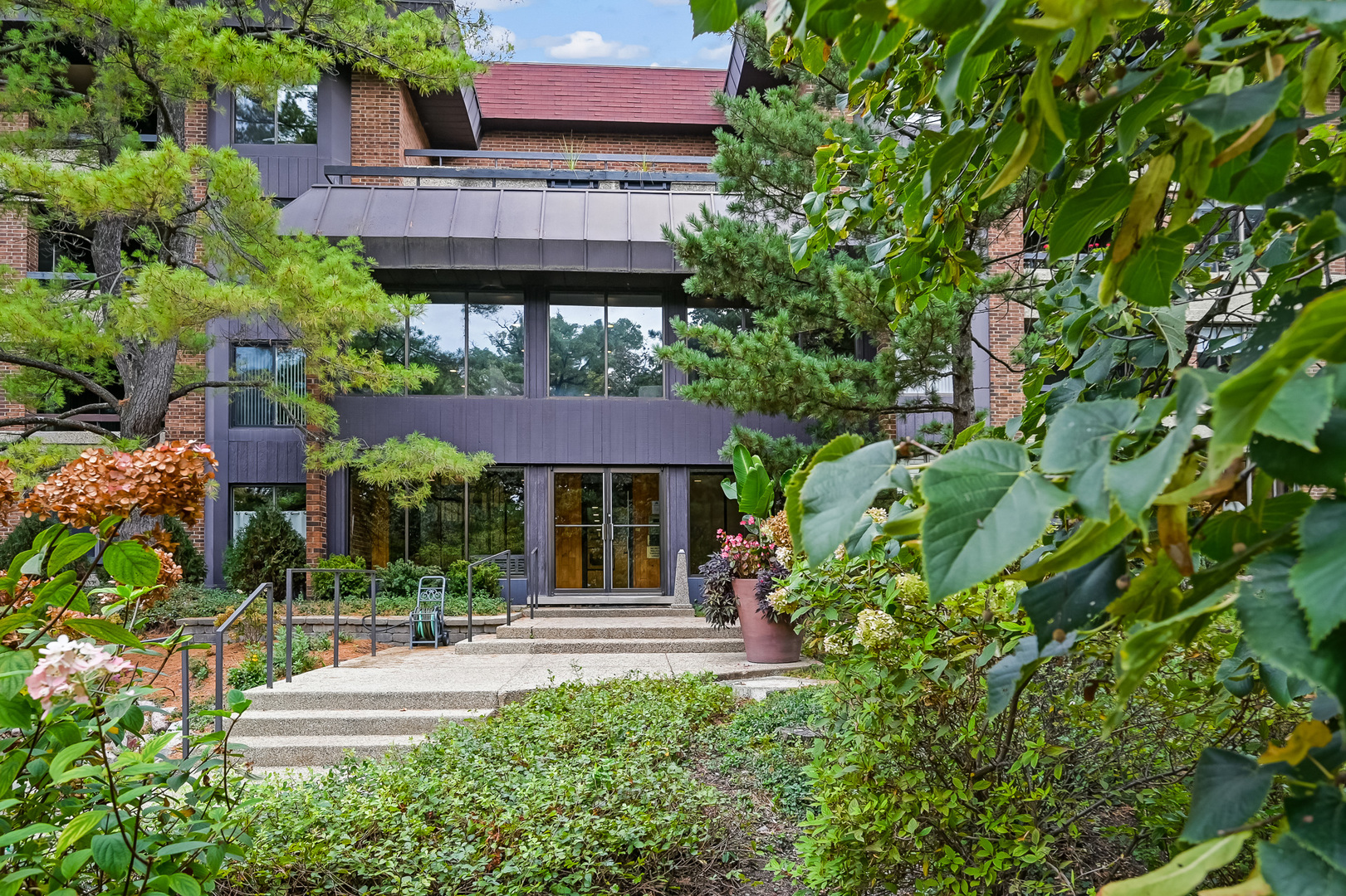 1409 Burr Oak Road