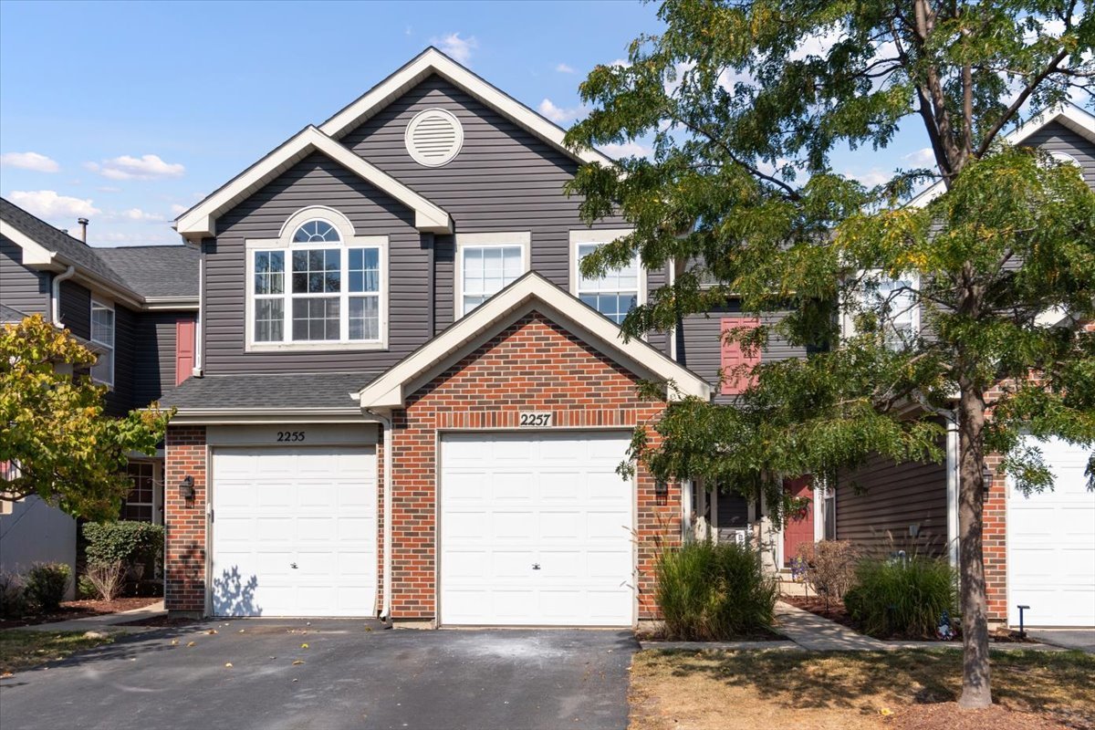2257 LAKE RIDGE Drive