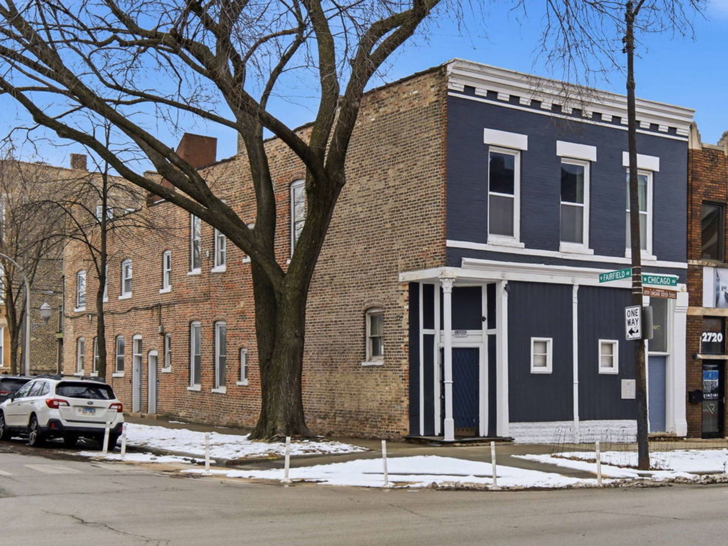 2724 Chicago Avenue