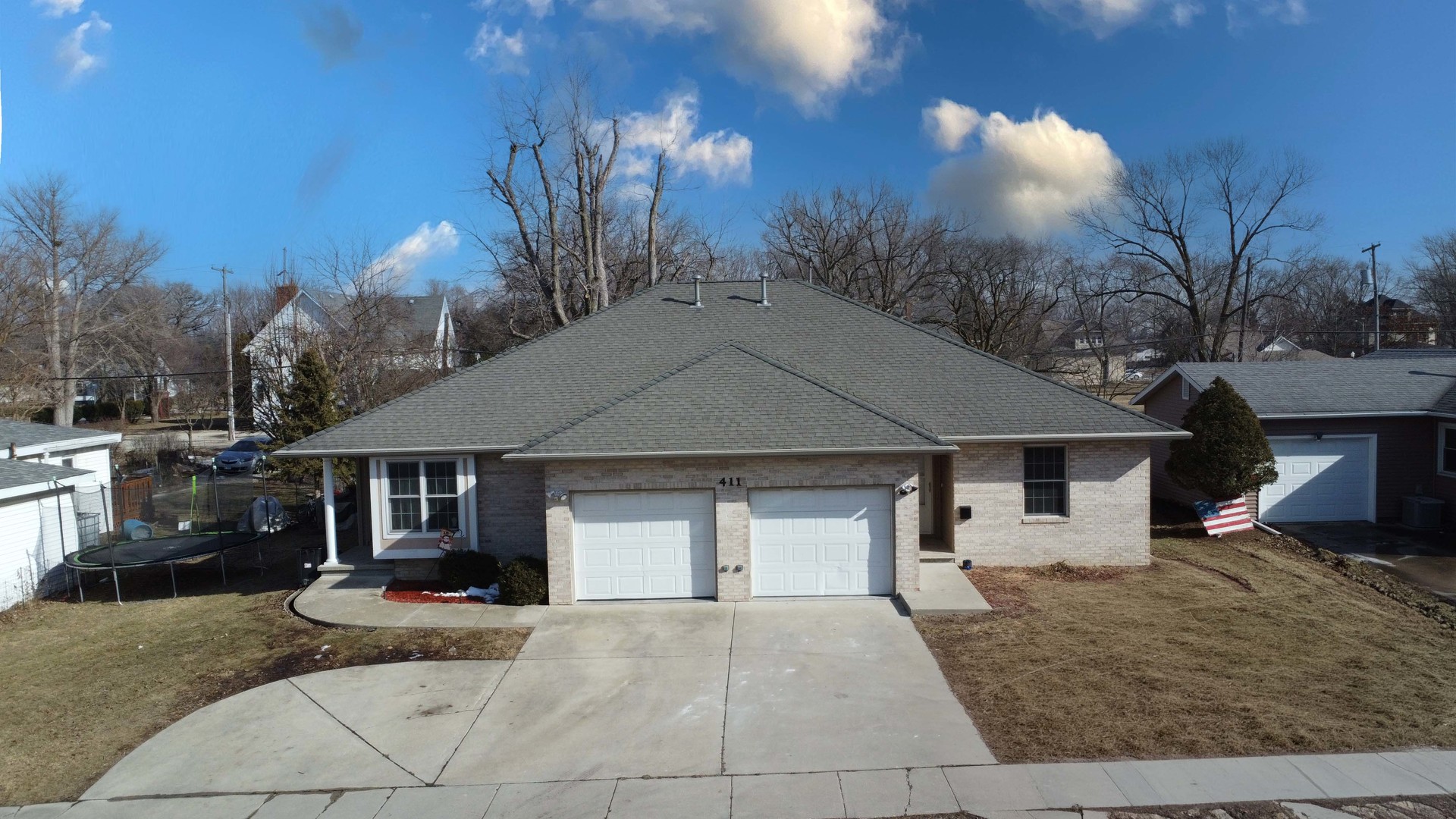 411 Crescent Street
