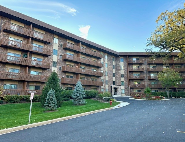 120 Lakeview Drive