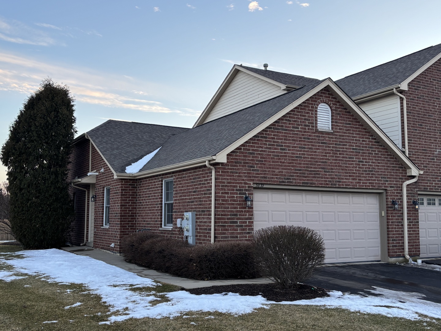 5837 Fieldstone Trail