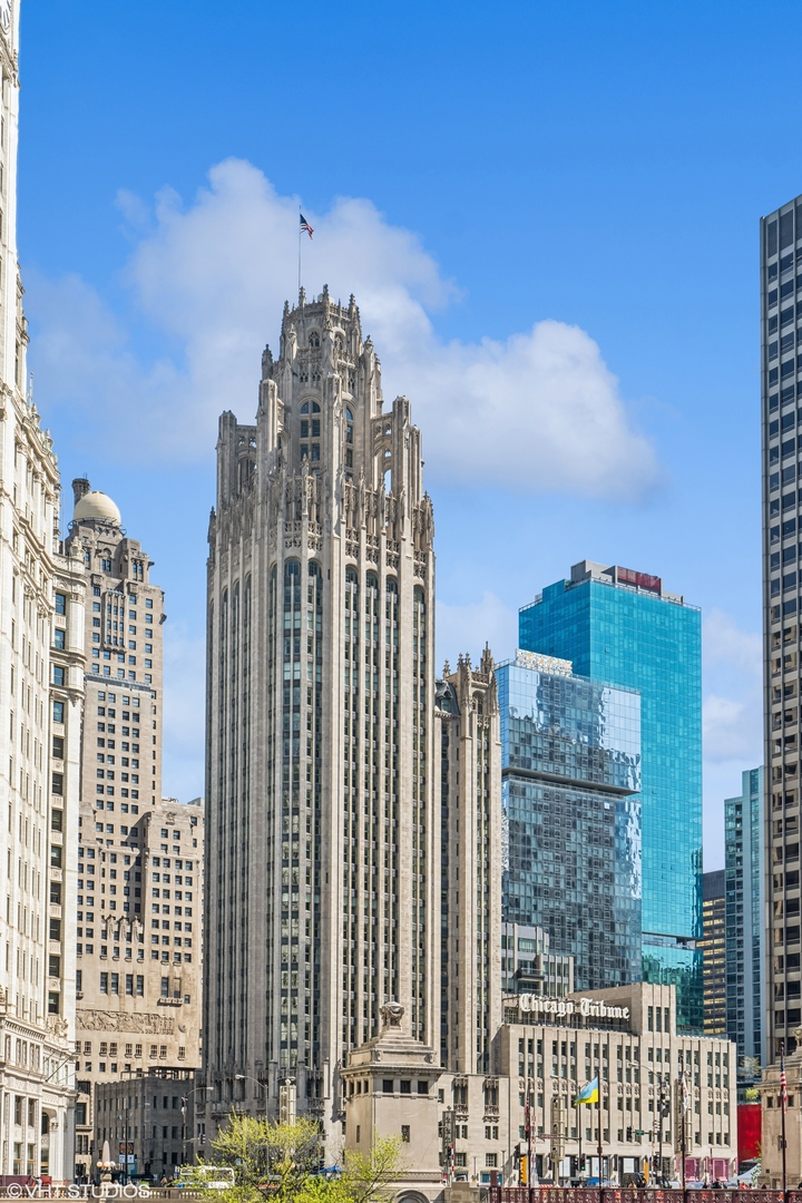 435 Michigan Avenue