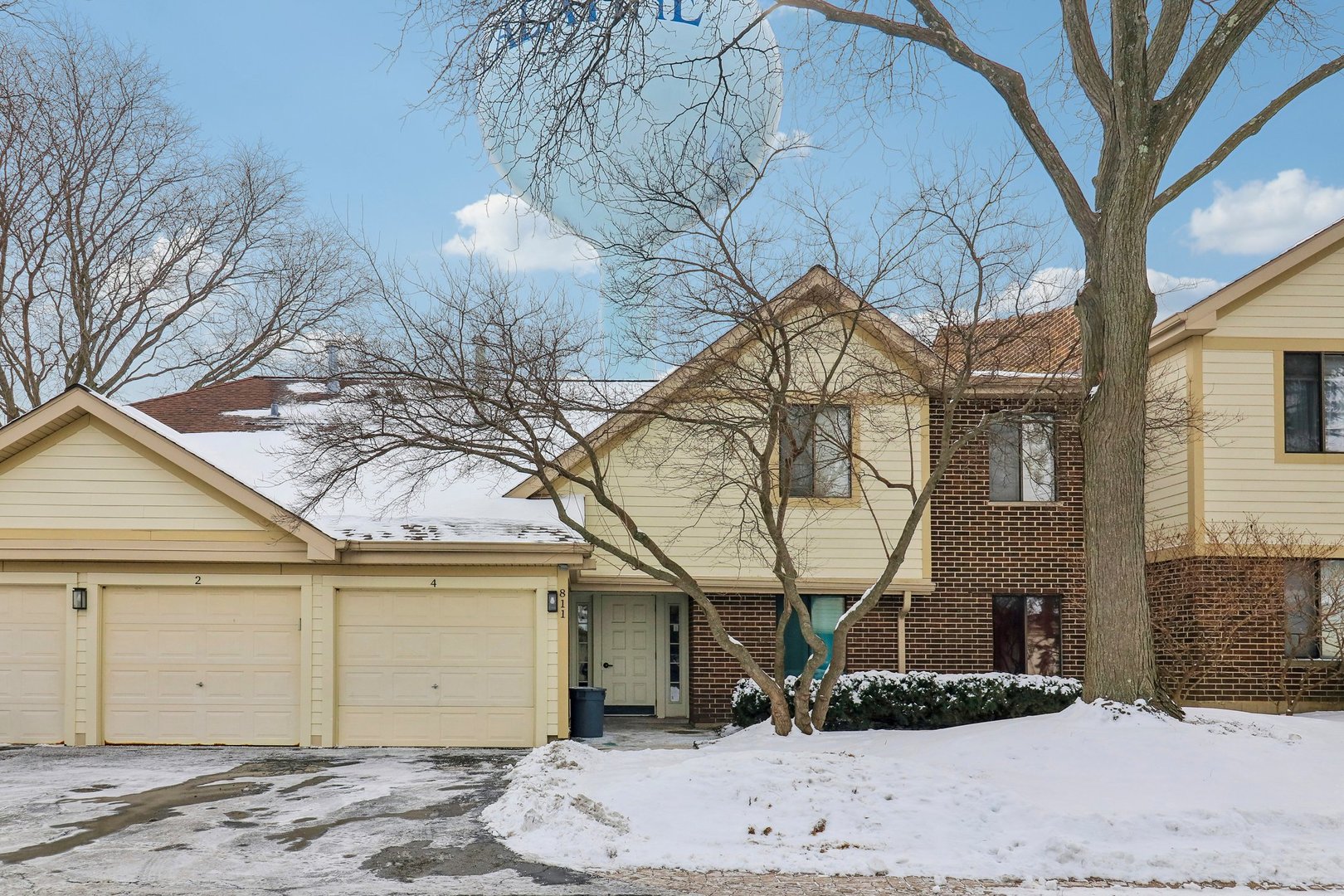 811 Castle Court