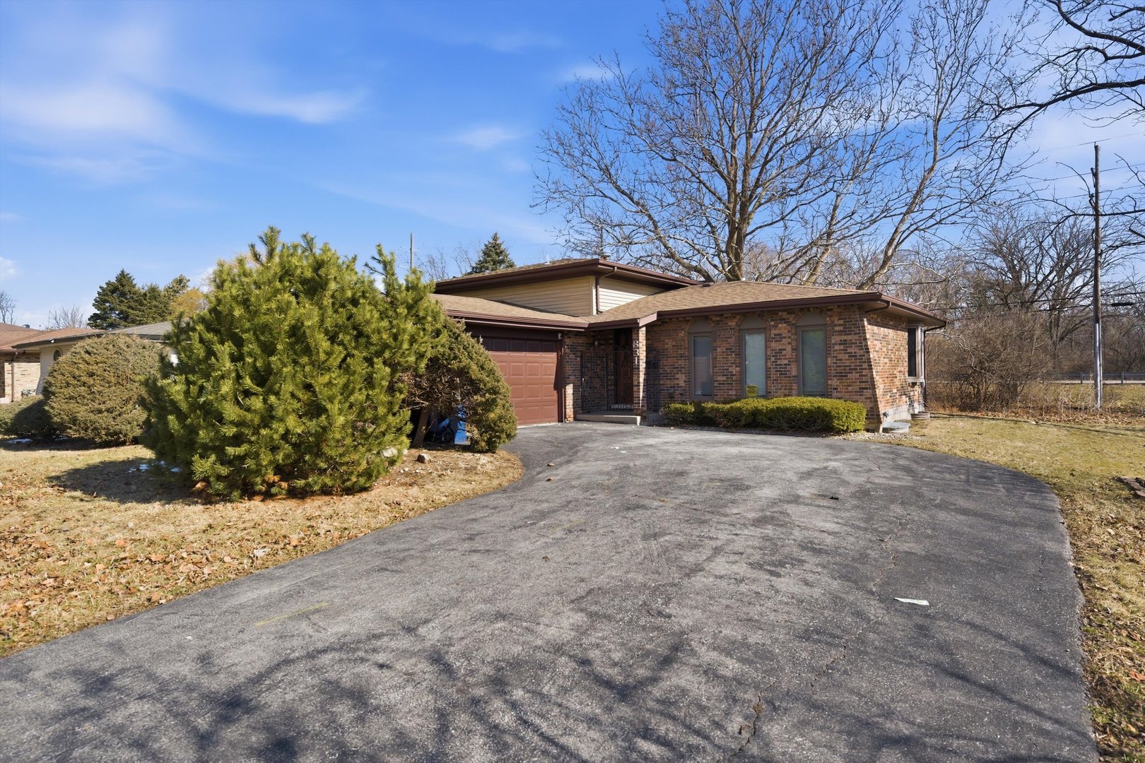 831 Violet Lane