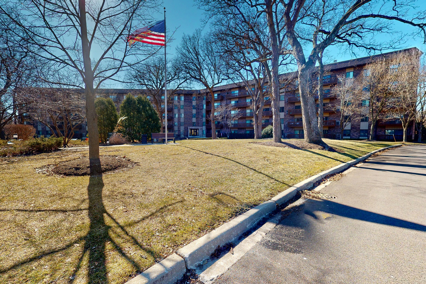 120 Lakeview Drive