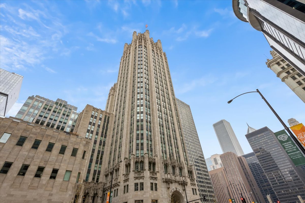 435 Michigan Avenue
