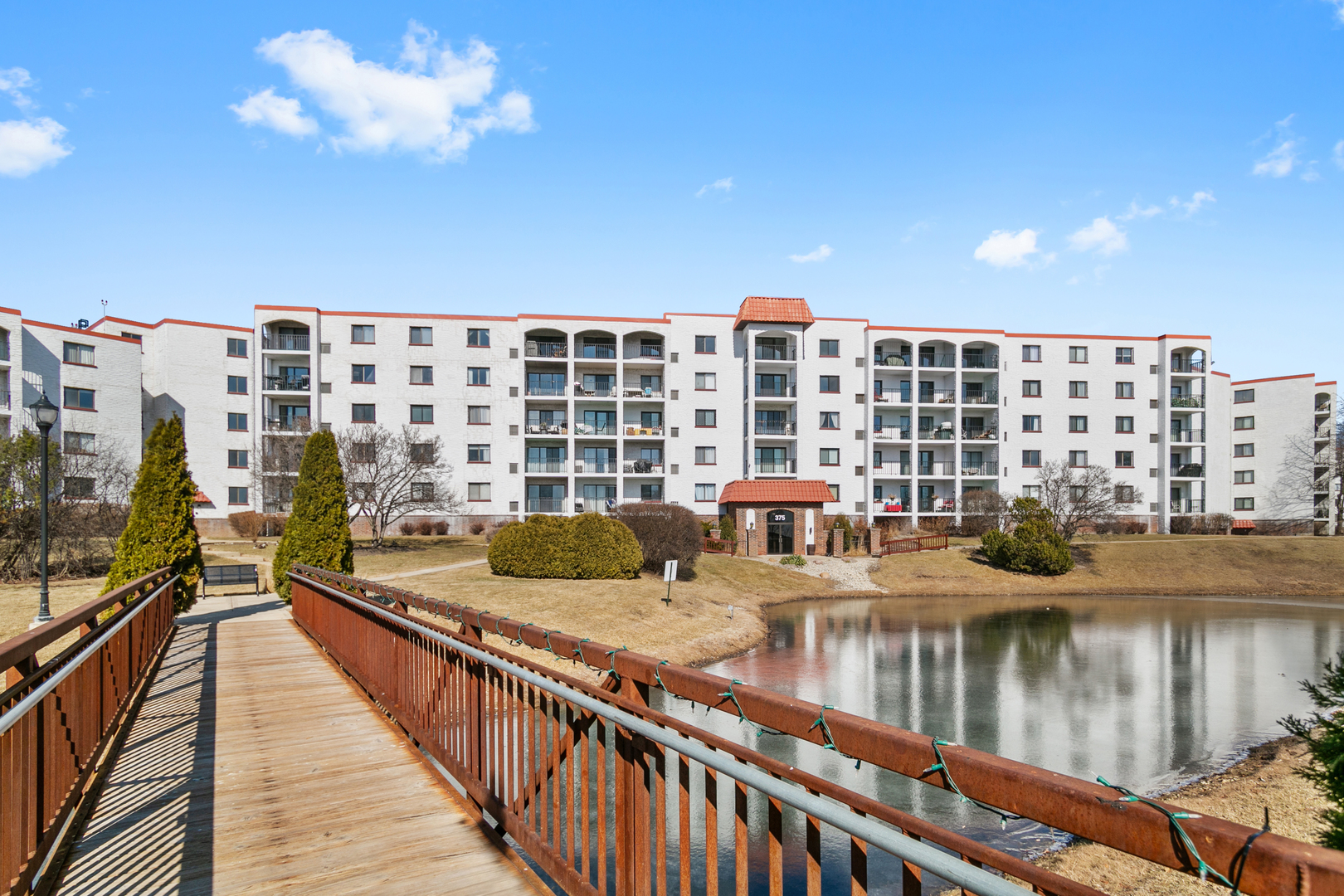 375 PLUM CREEK Drive