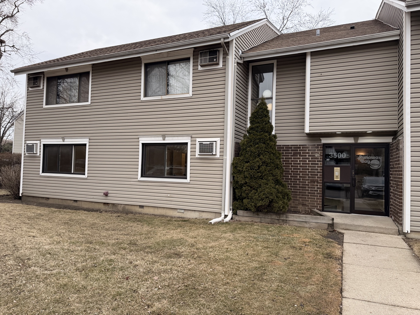 3500 BAYSIDE Drive
