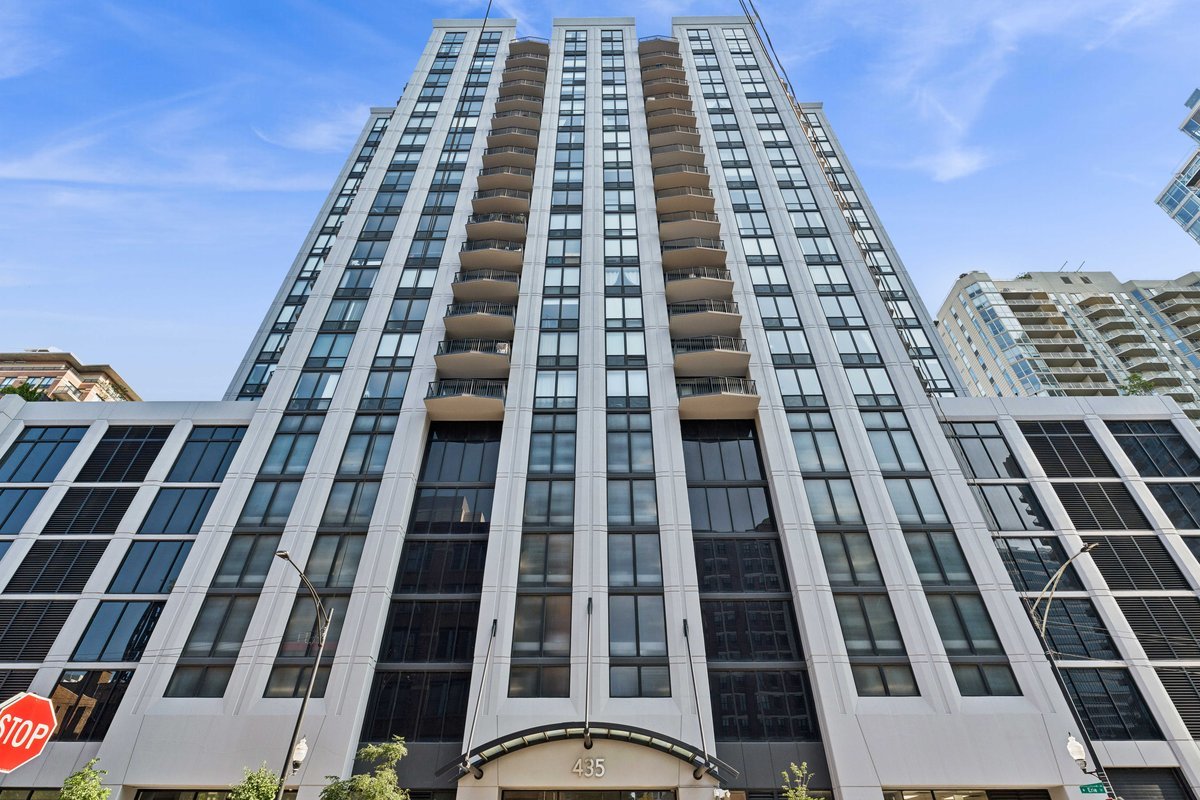 435 Erie Street