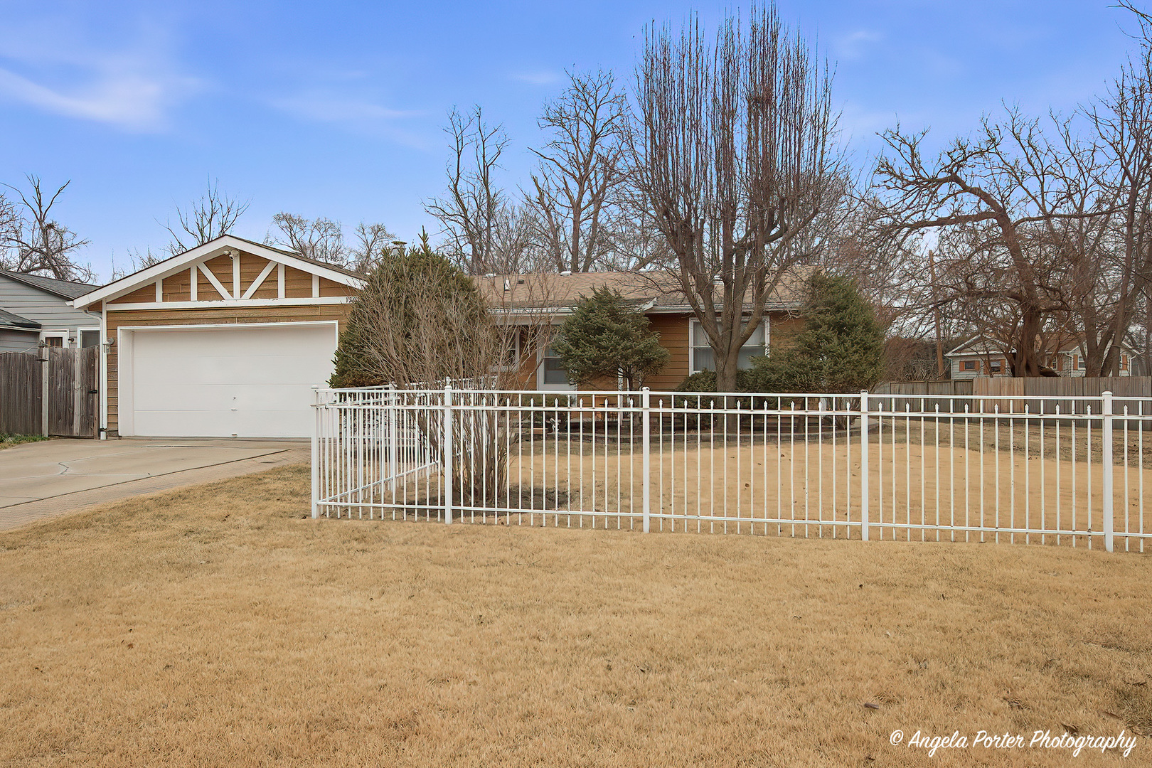 1201 Meadowbrook Drive
