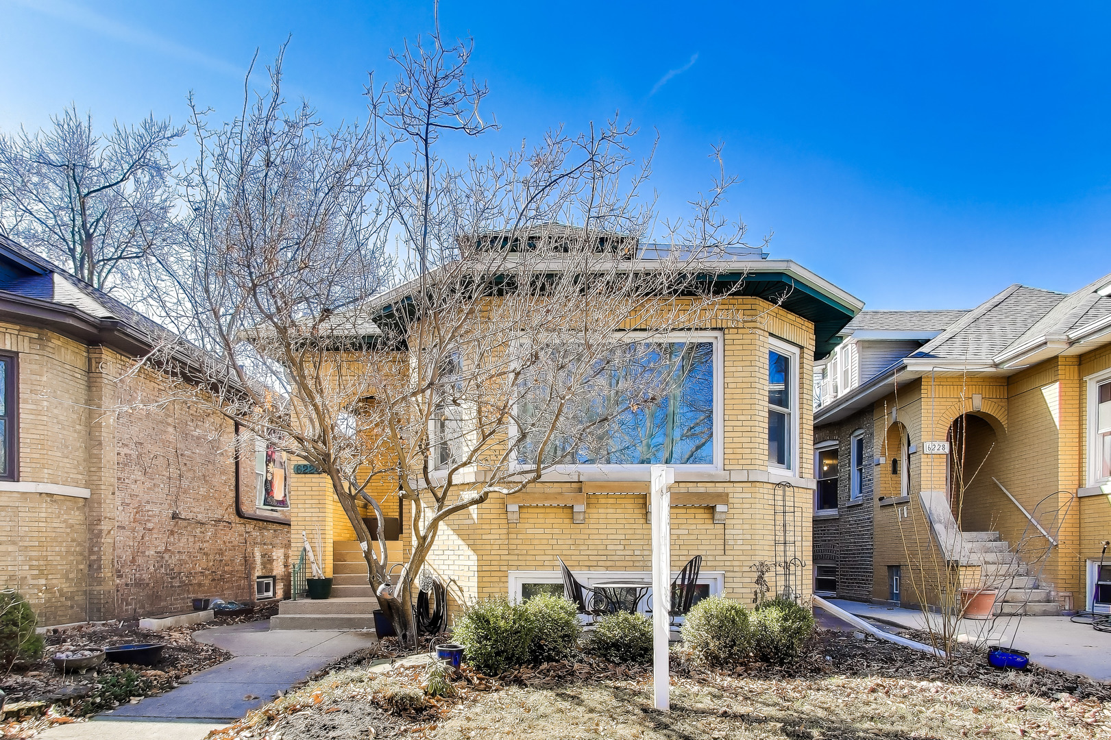 6224 Rockwell Street