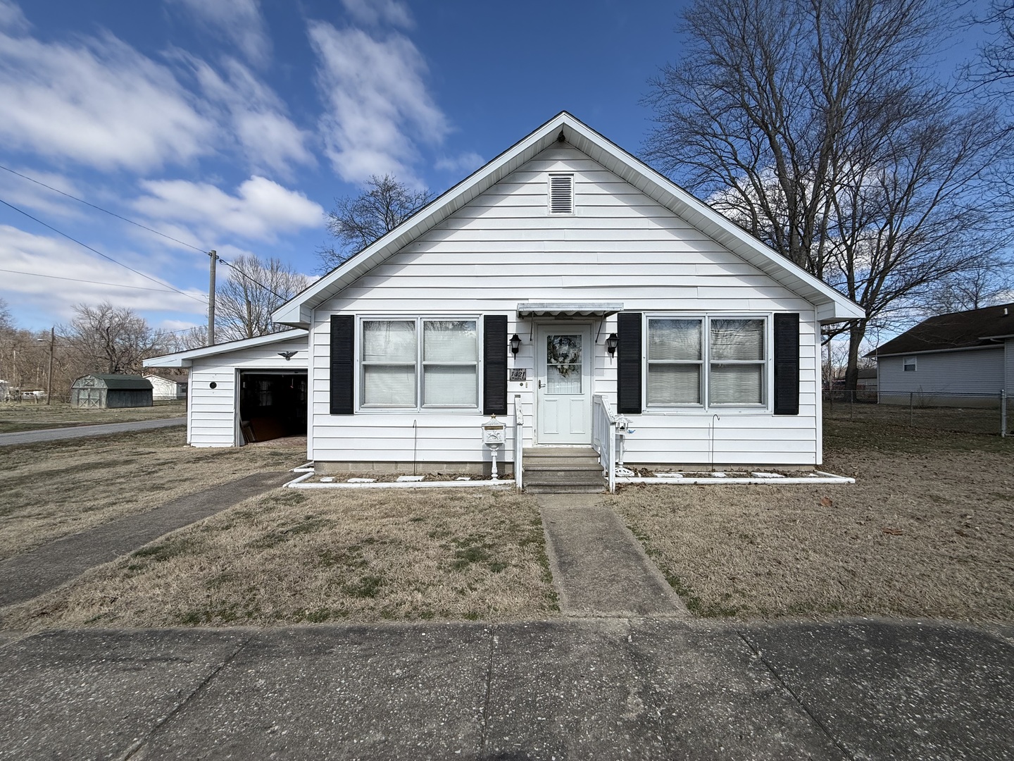 1421 Maple Street