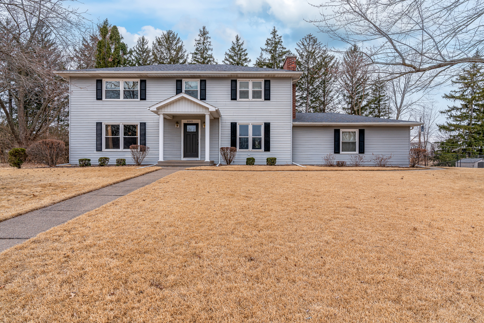 5013 Coachman Court