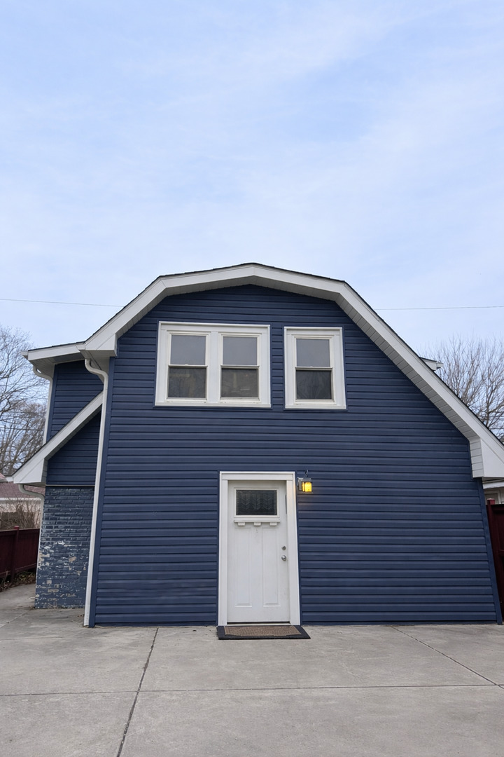 1111 Darrow Avenue