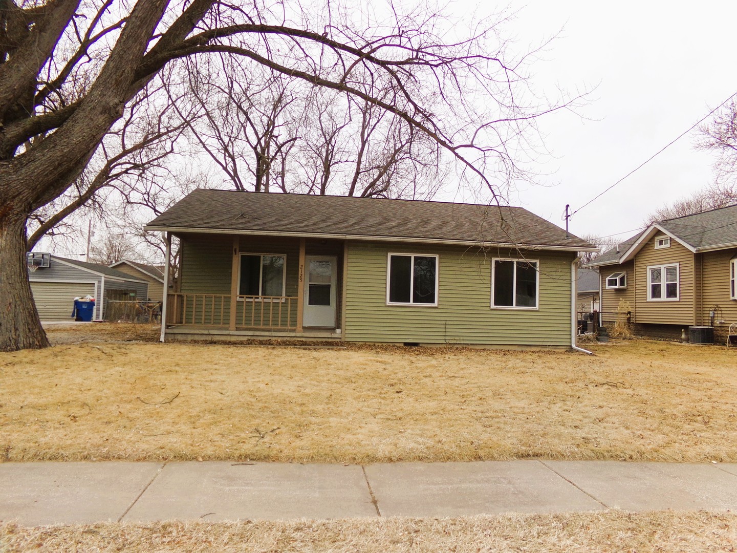 2125 44th Street