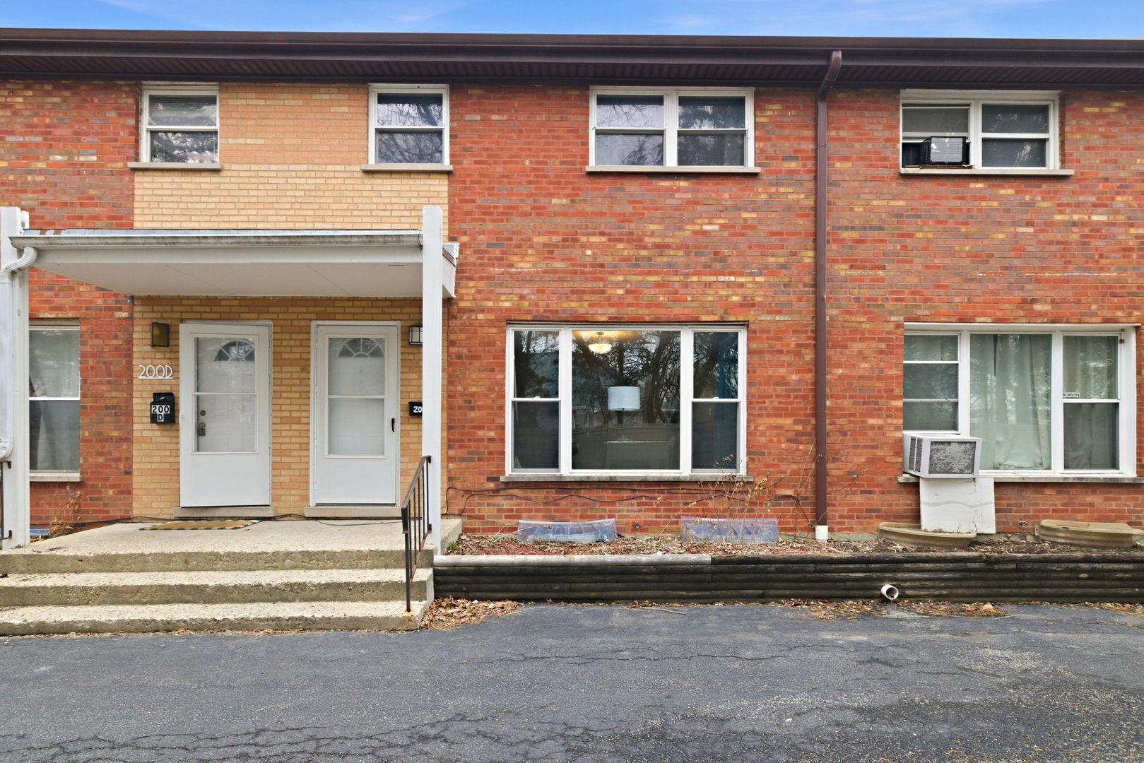 200 Linn Court