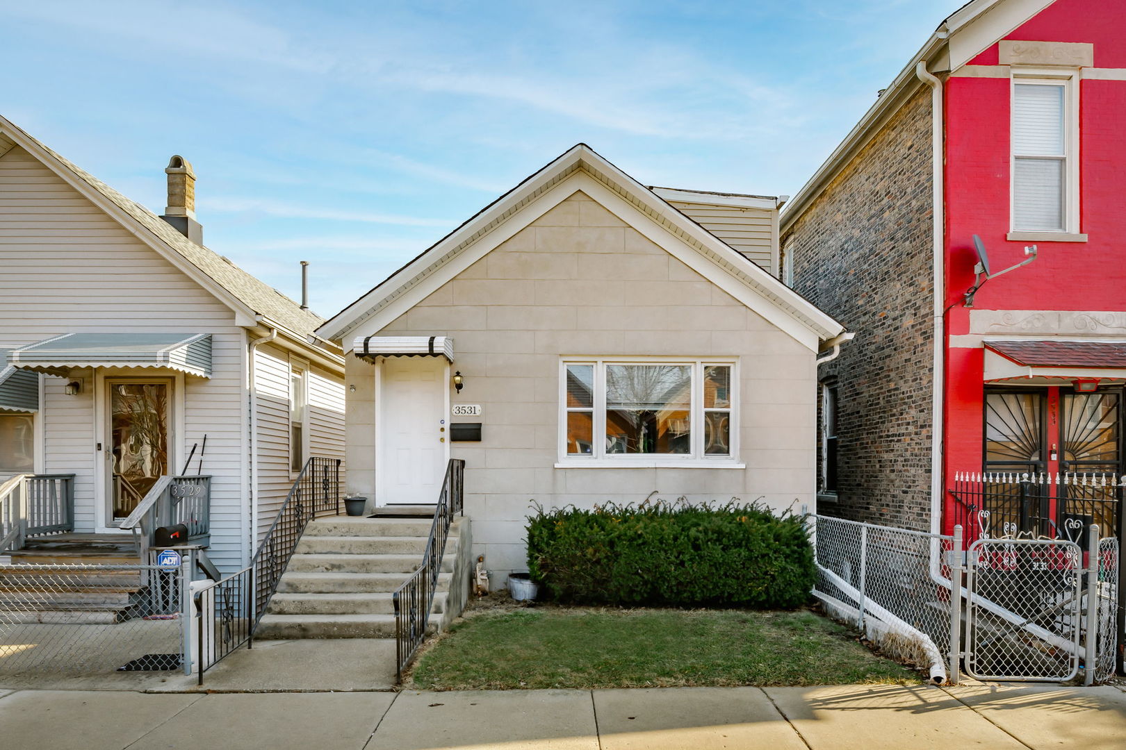 3531 Paulina Street