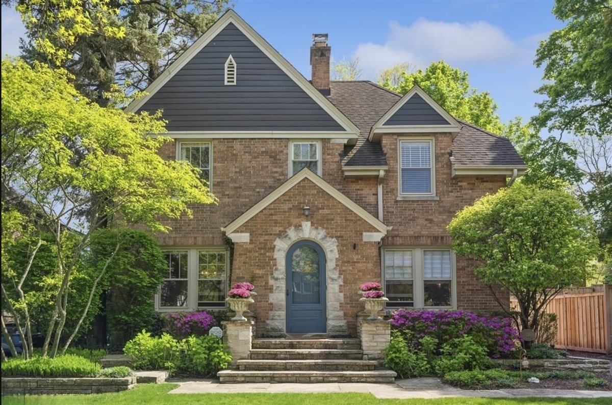 736 Cummings Avenue
