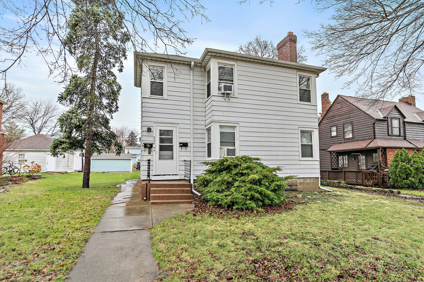 820 Lincoln Highway