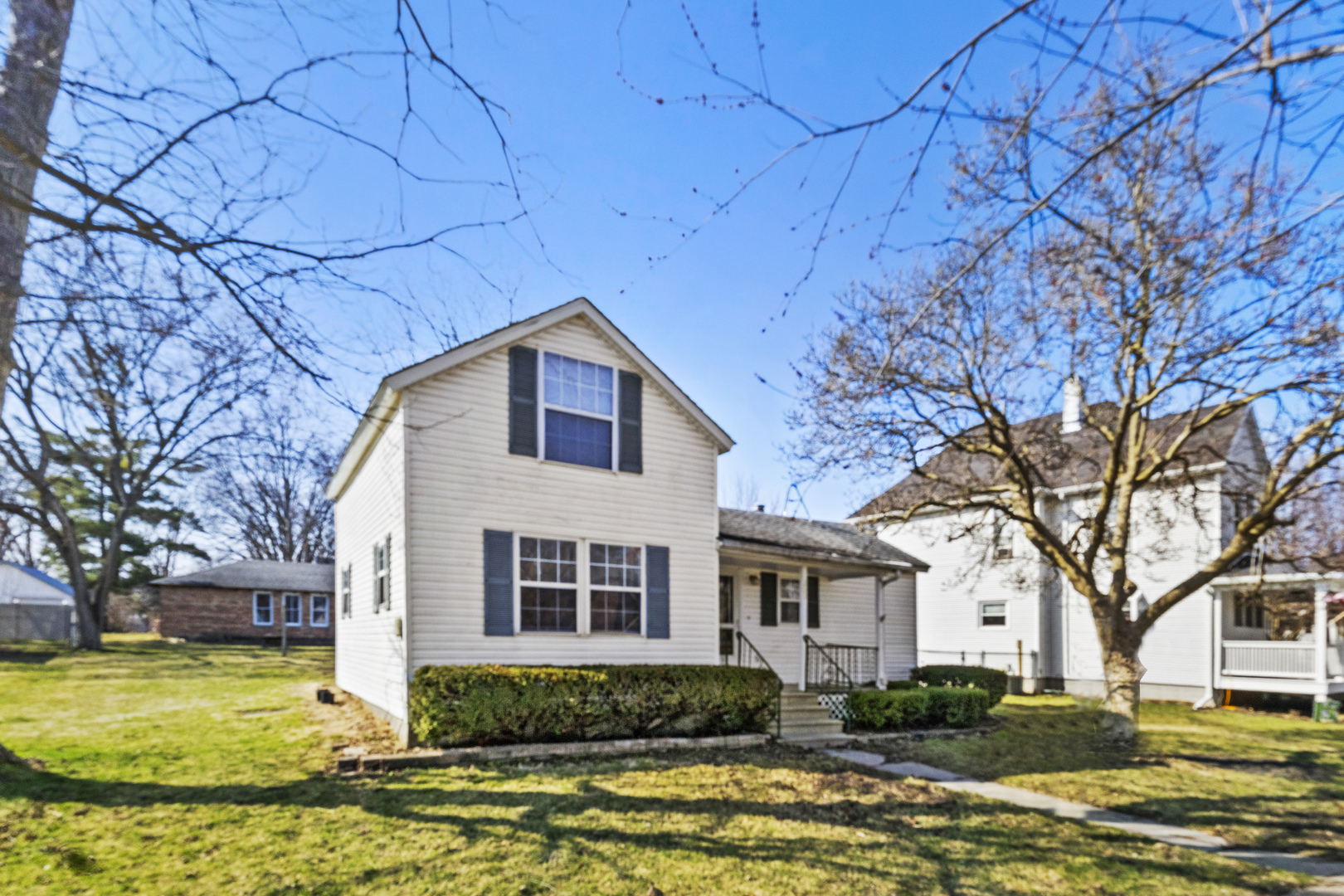 209 Maple Street