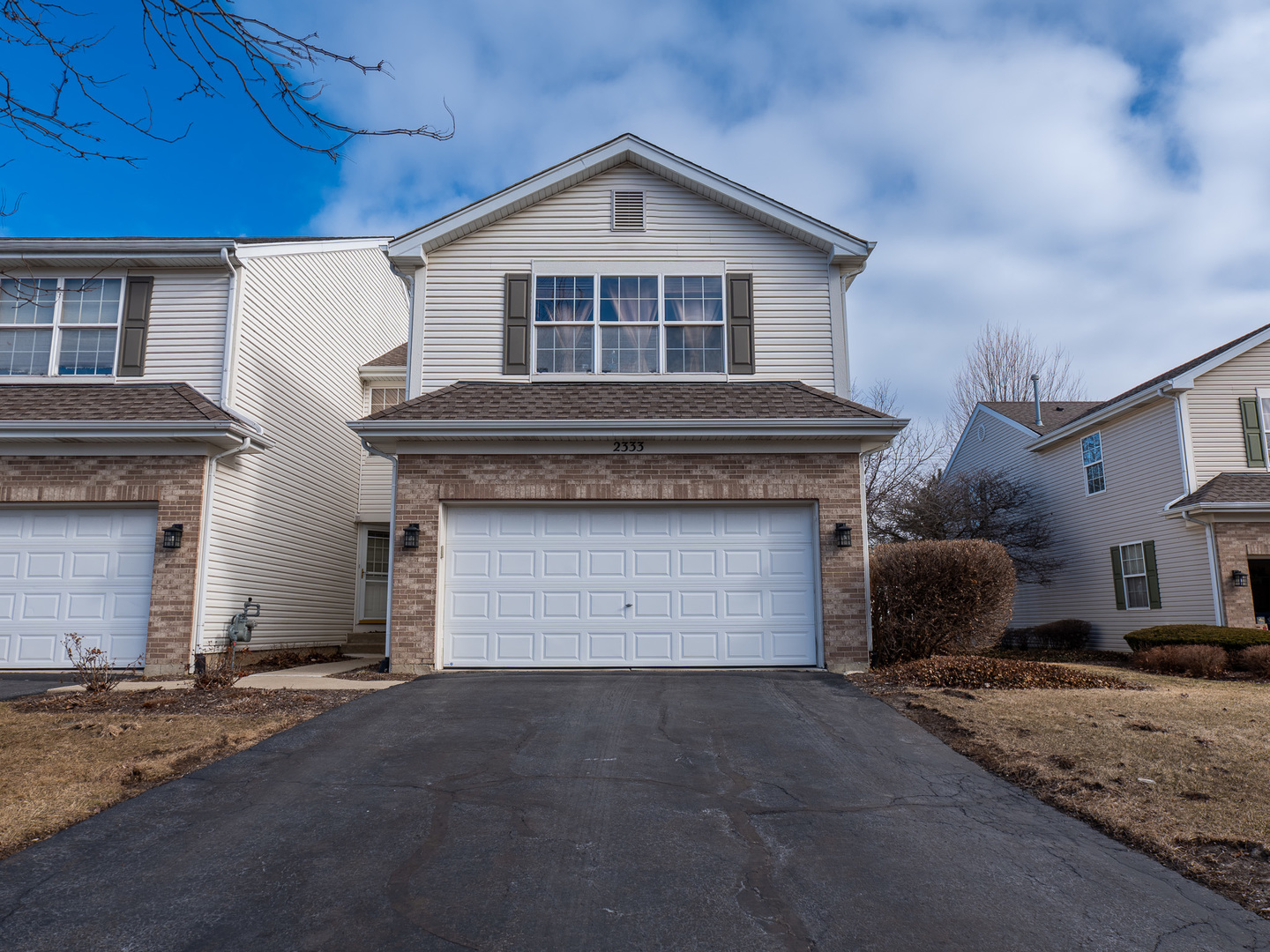 2333 Stoughton Circle