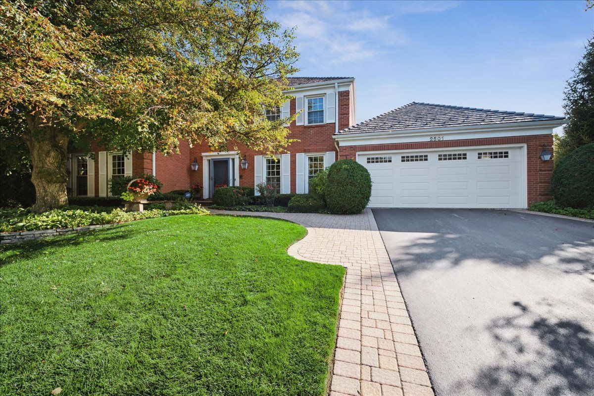 2501 Indian Ridge Drive
