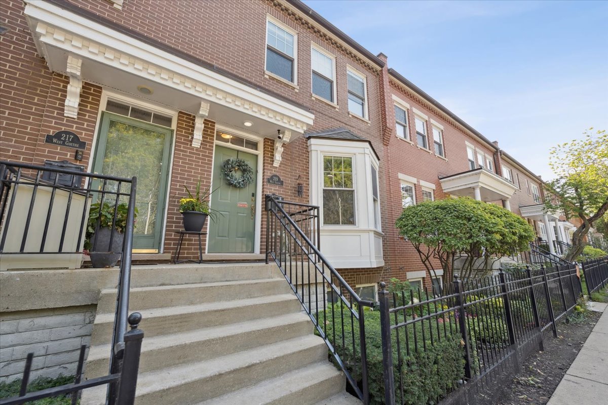 219 Goethe Street