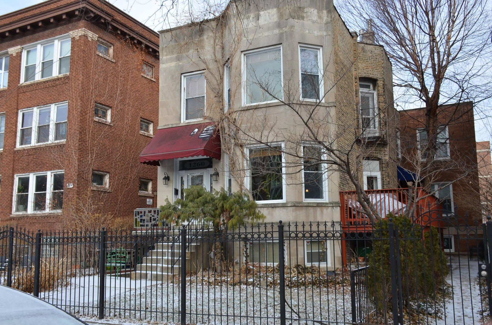 1260 Winnemac Avenue