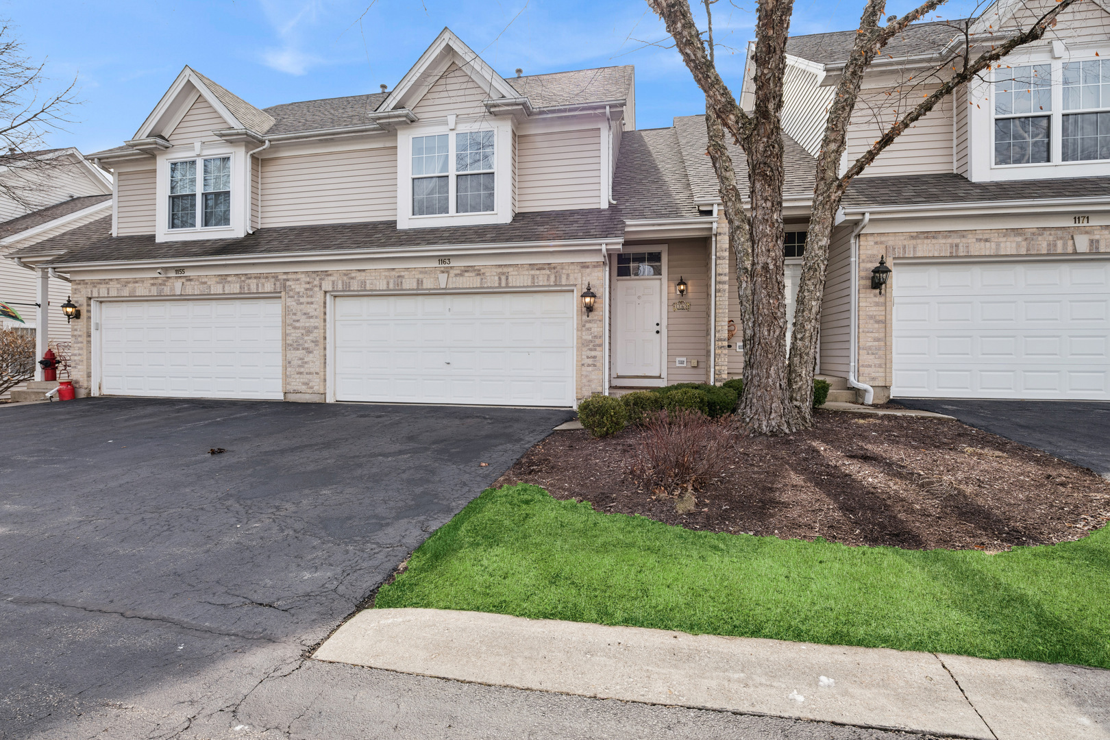 1163 Danbury Drive