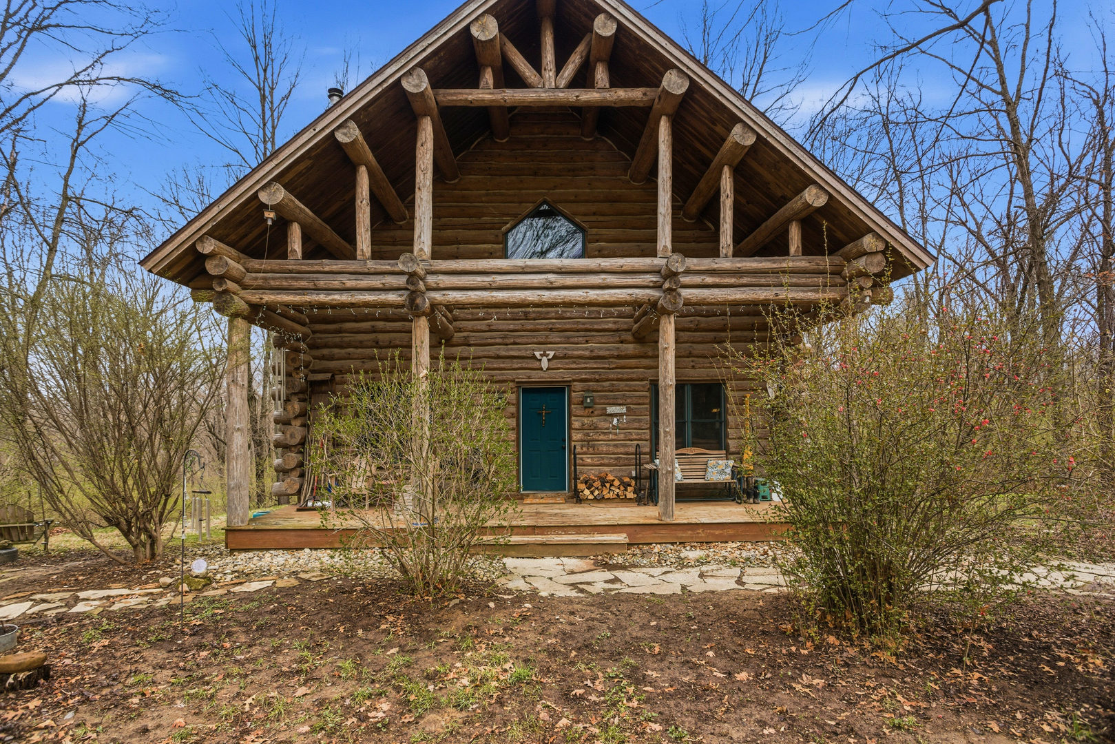 1418 2370 North Road