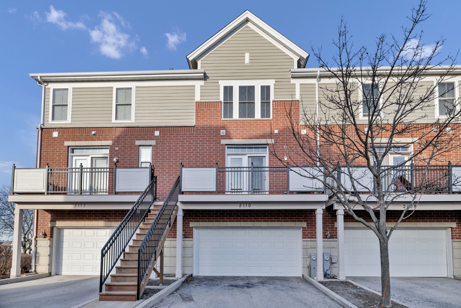 2110 Crambourne Way