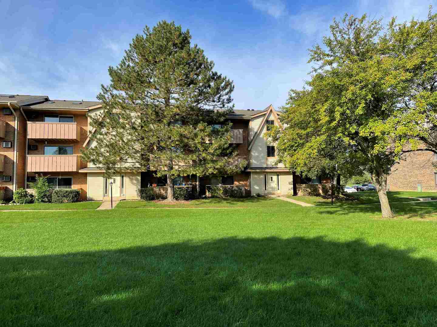 5 Cedar Court